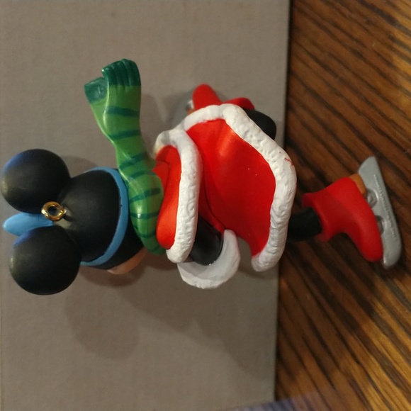 Vintage Minnie Mouse Christmas Ornament by Grolier - Picture 2 of 3